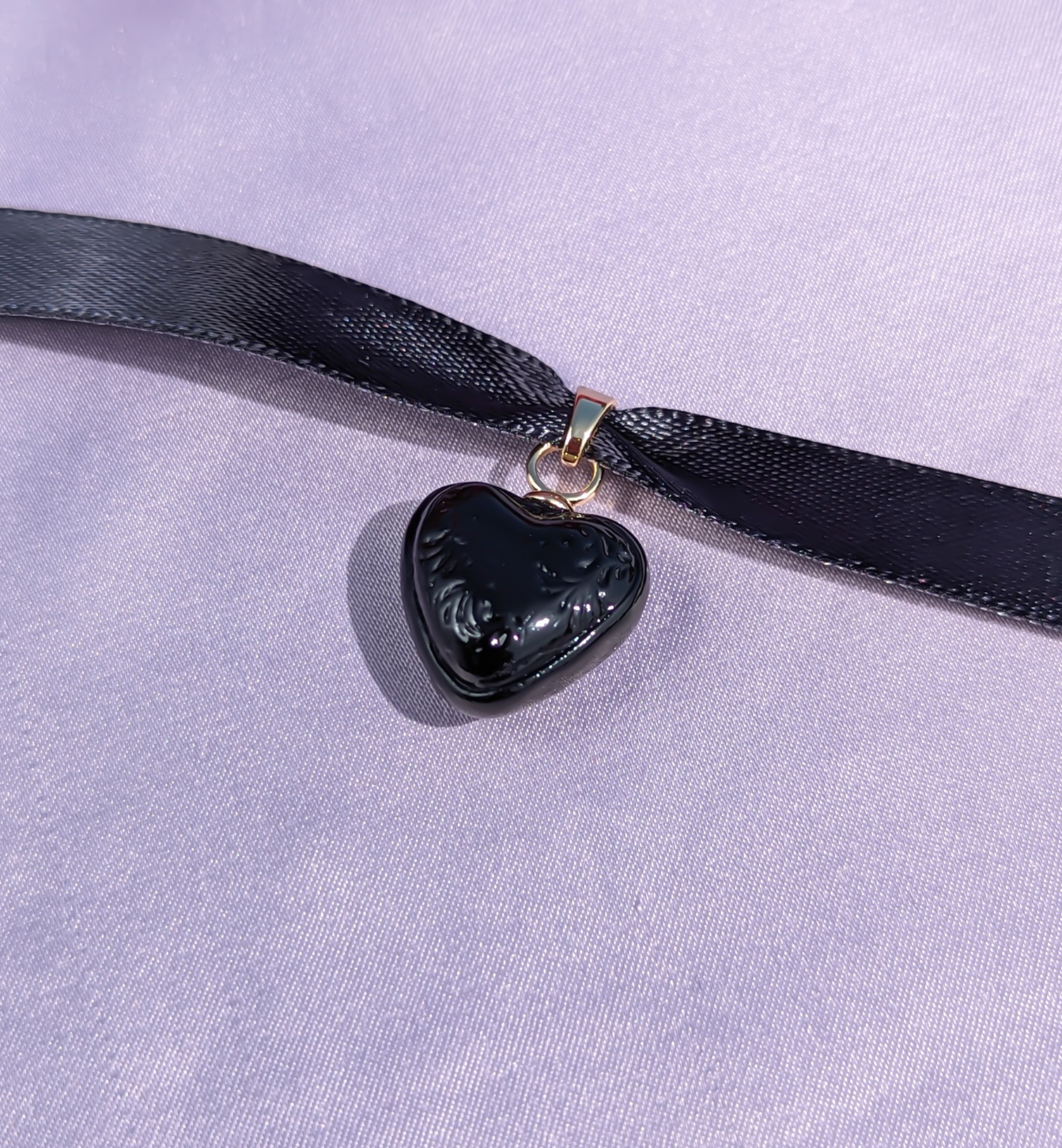 Noir Heart Choker